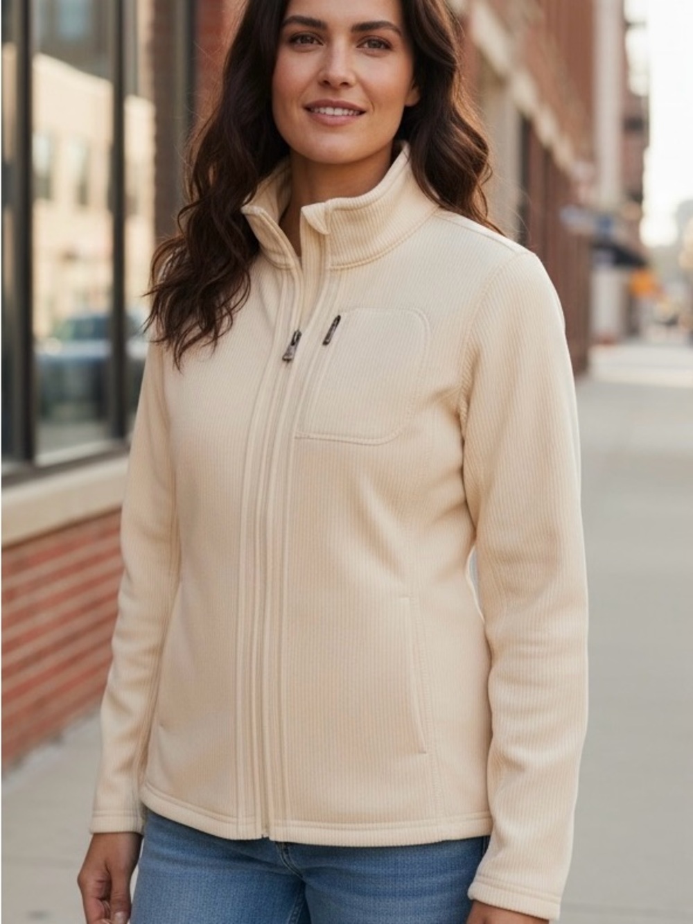 Andrew Marc Women’s Size M ivory cream ribbed full zip jacket. Pockets